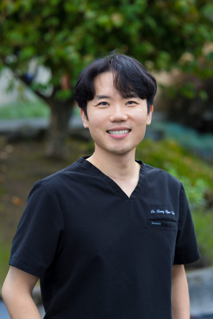 Dr. Kim Headshot