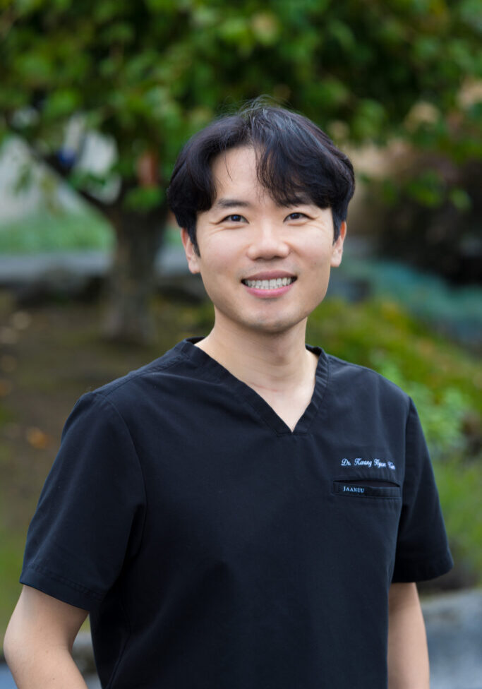 Dr. Kim Headshot